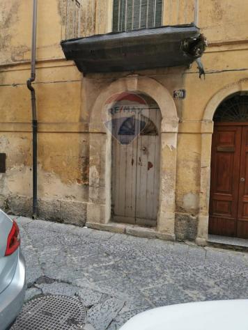 casa indipendente in vendita a Caltagirone