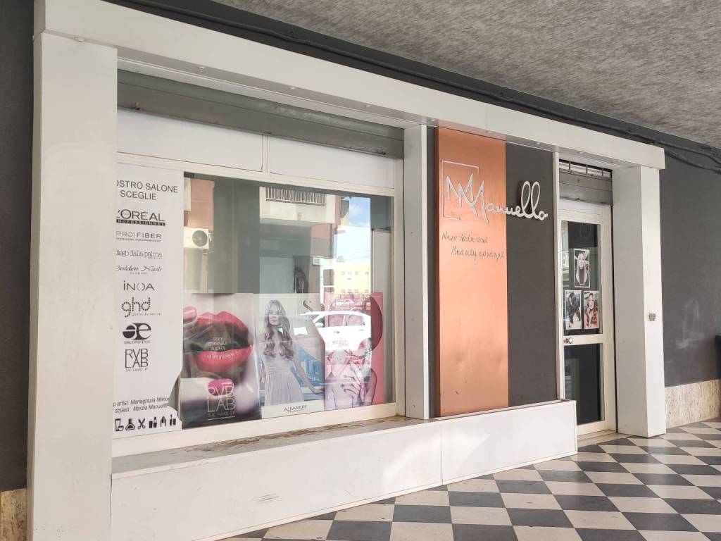 negozio in vendita a Caltagirone