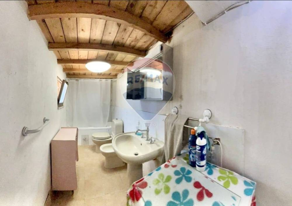 casa indipendente in vendita a Caltagirone