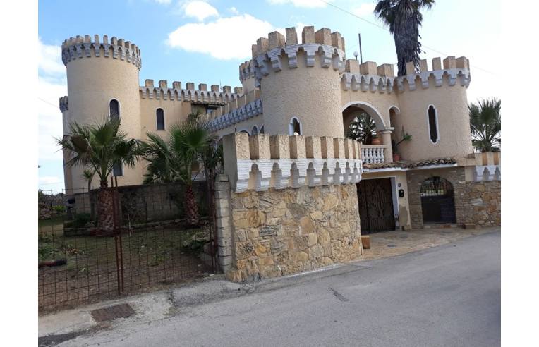 casa indipendente in vendita a Caltagirone
