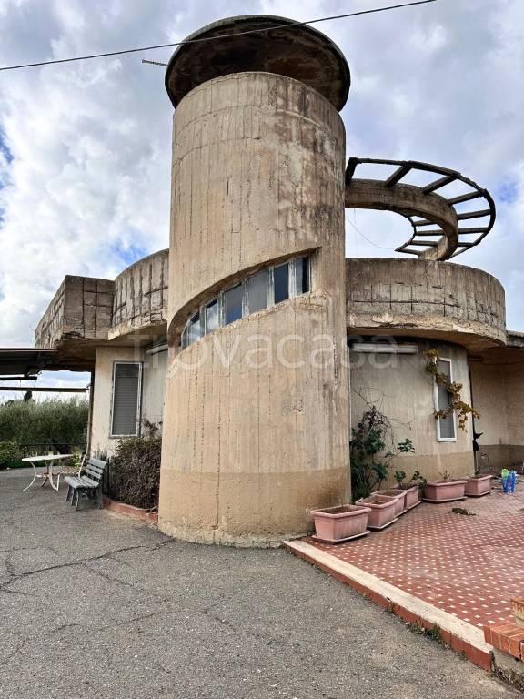casa indipendente in vendita a Caltagirone in zona Piano San Paolo