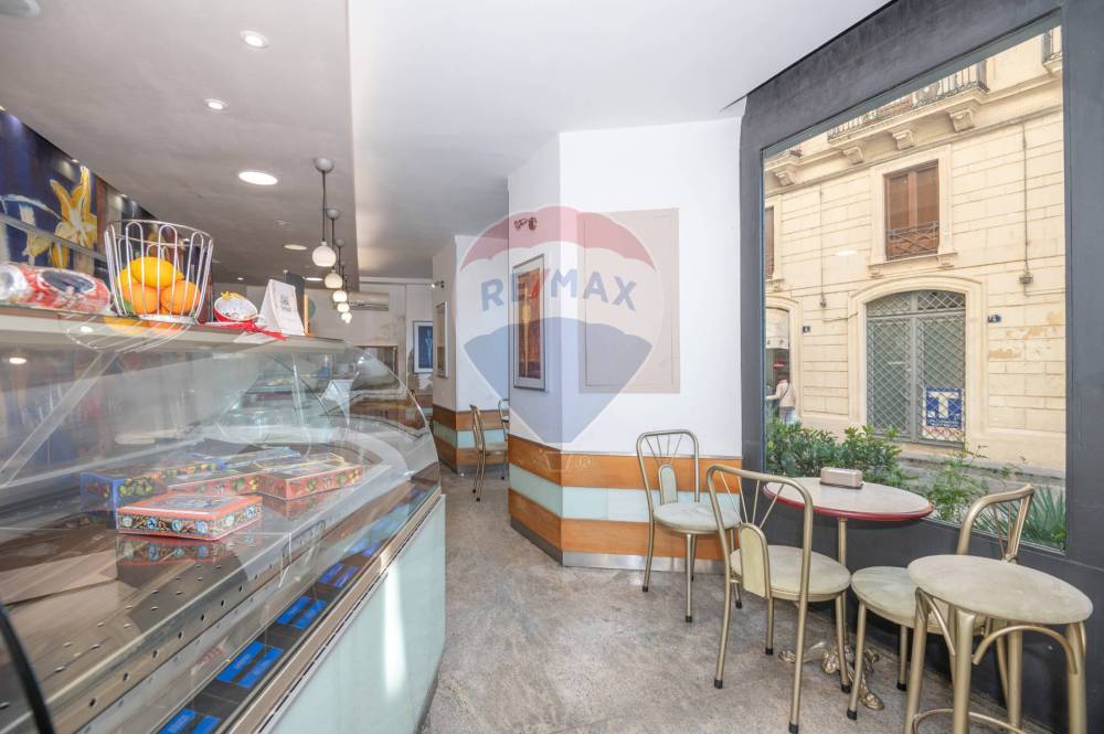 negozio in vendita a Caltagirone