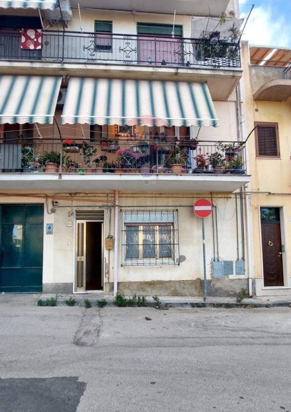 casa indipendente in vendita a Caltagirone