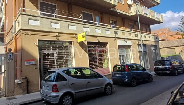 negozio in vendita a Caltagirone