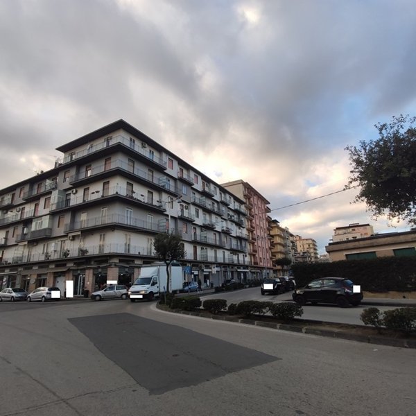 locale commerciale in vendita a Caltagirone