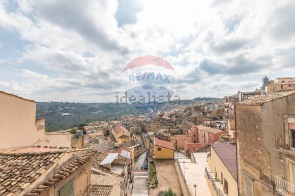 appartamento in vendita a Caltagirone