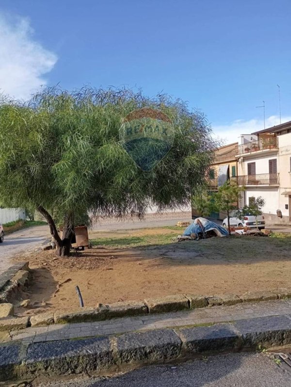 casa indipendente in vendita a Caltagirone