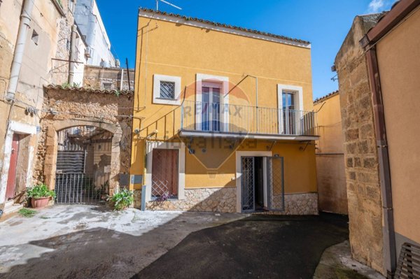 appartamento in vendita a Caltagirone