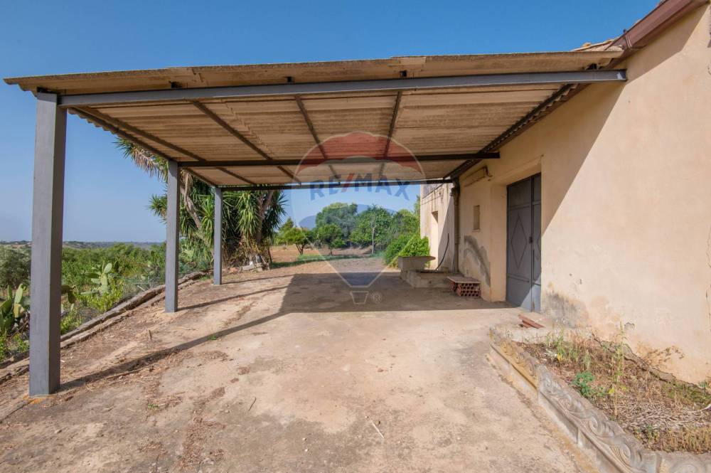 casa indipendente in vendita a Caltagirone