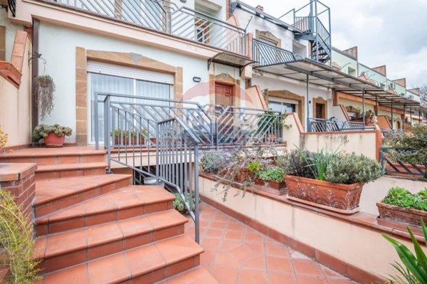 casa indipendente in vendita a Caltagirone