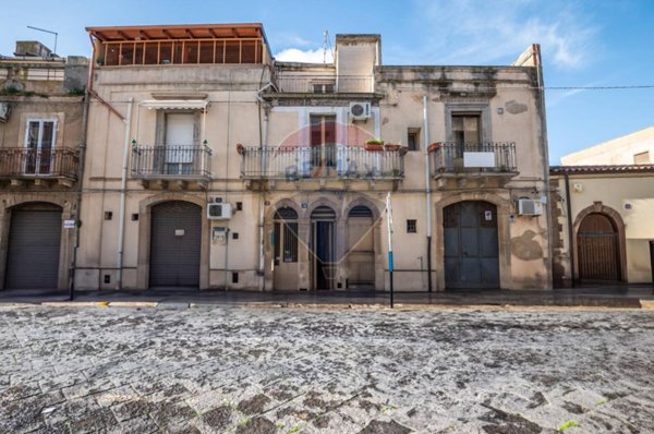 appartamento in vendita a Caltagirone