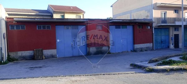 capannone in vendita a Caltagirone