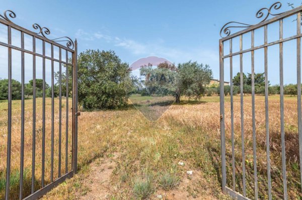 casa indipendente in vendita a Caltagirone