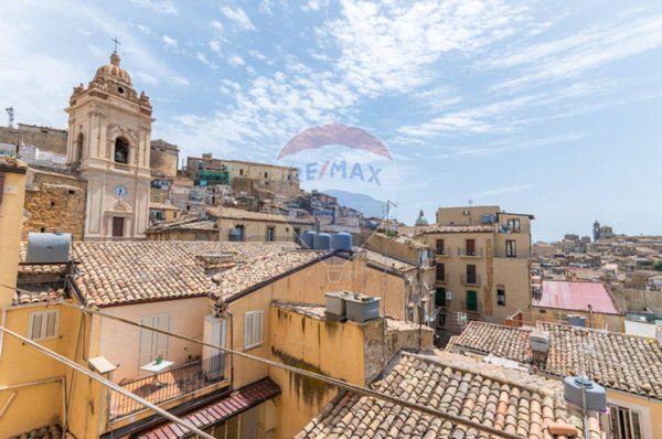 appartamento in vendita a Caltagirone