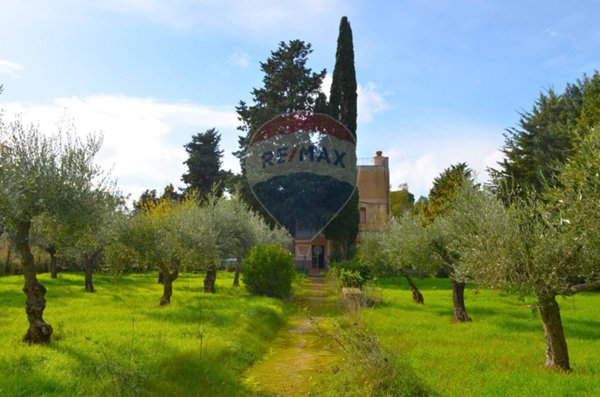 casa indipendente in vendita a Caltagirone in zona Santo Pietro