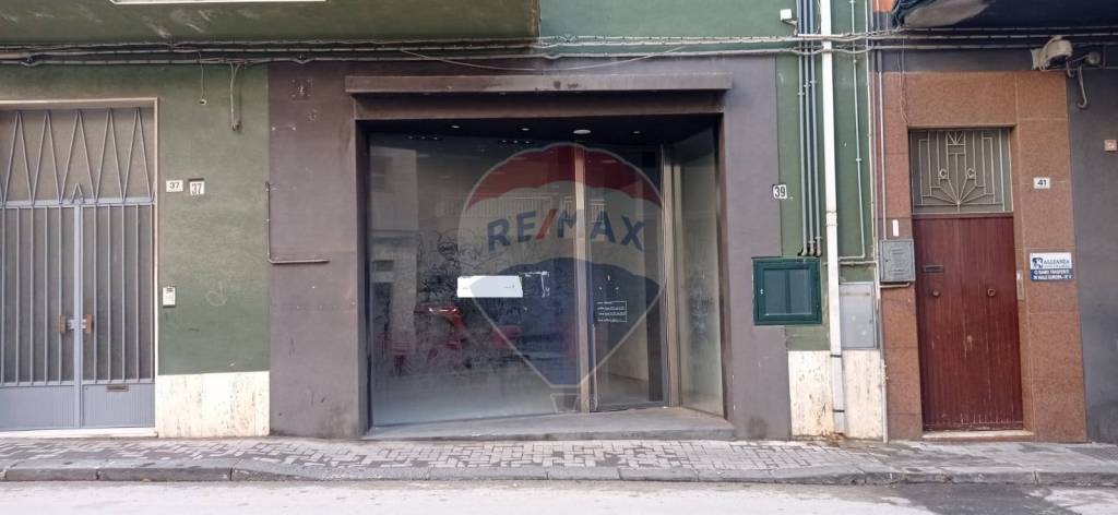 negozio in vendita a Caltagirone