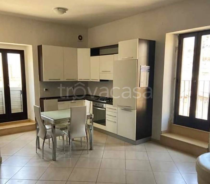 appartamento in vendita a Caltagirone