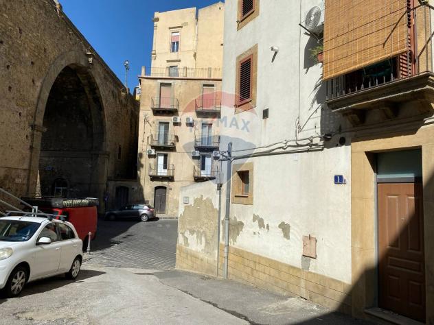 casa indipendente in vendita a Caltagirone
