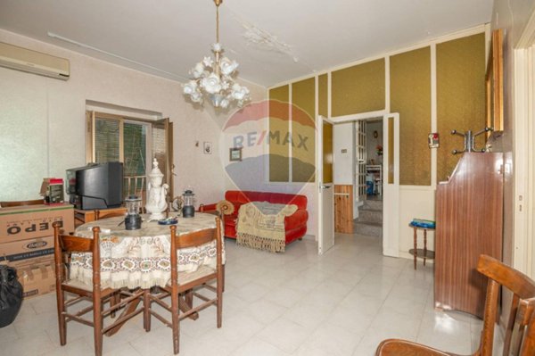 casa semindipendente in vendita a Caltagirone
