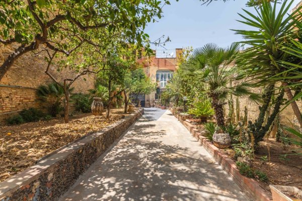 casa indipendente in vendita a Caltagirone