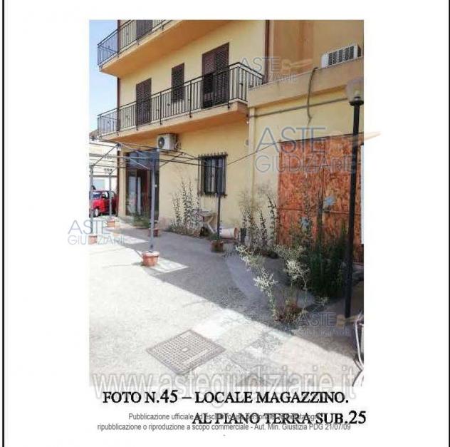 locale di sgombero in vendita a Caltagirone