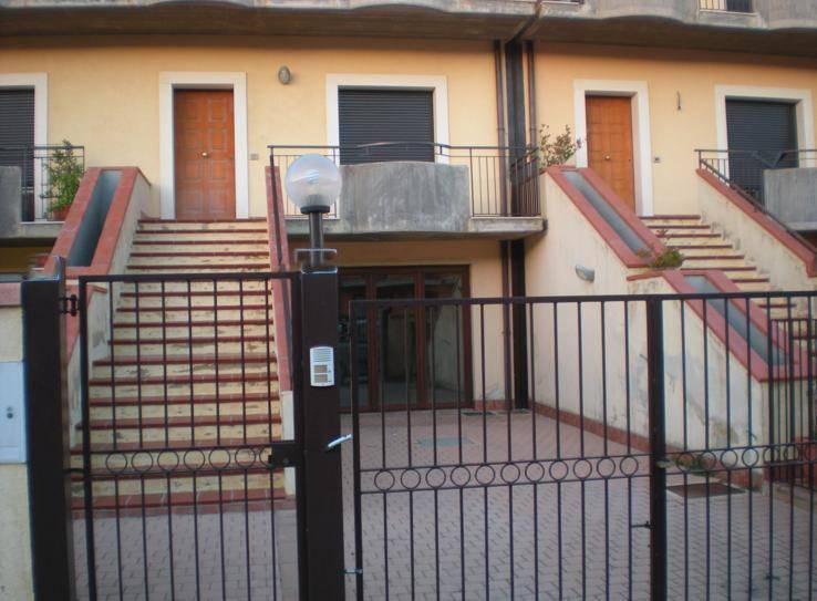 casa indipendente in vendita a Caltagirone