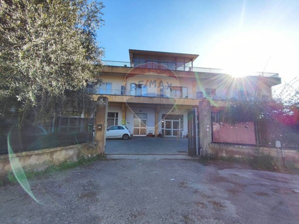 casa indipendente in vendita a Caltagirone