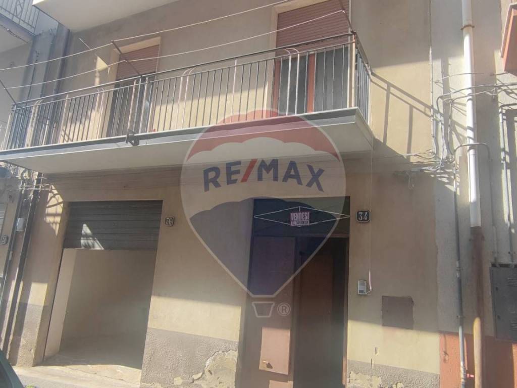 casa indipendente in vendita a Caltagirone