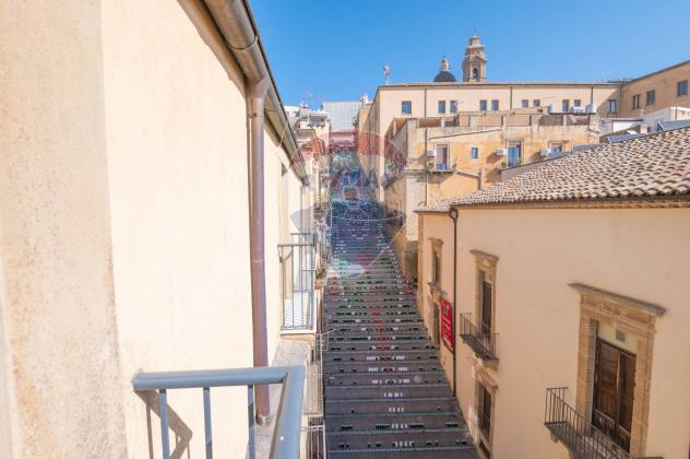 appartamento in vendita a Caltagirone