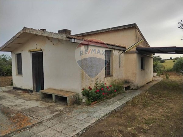 casa indipendente in vendita a Caltagirone