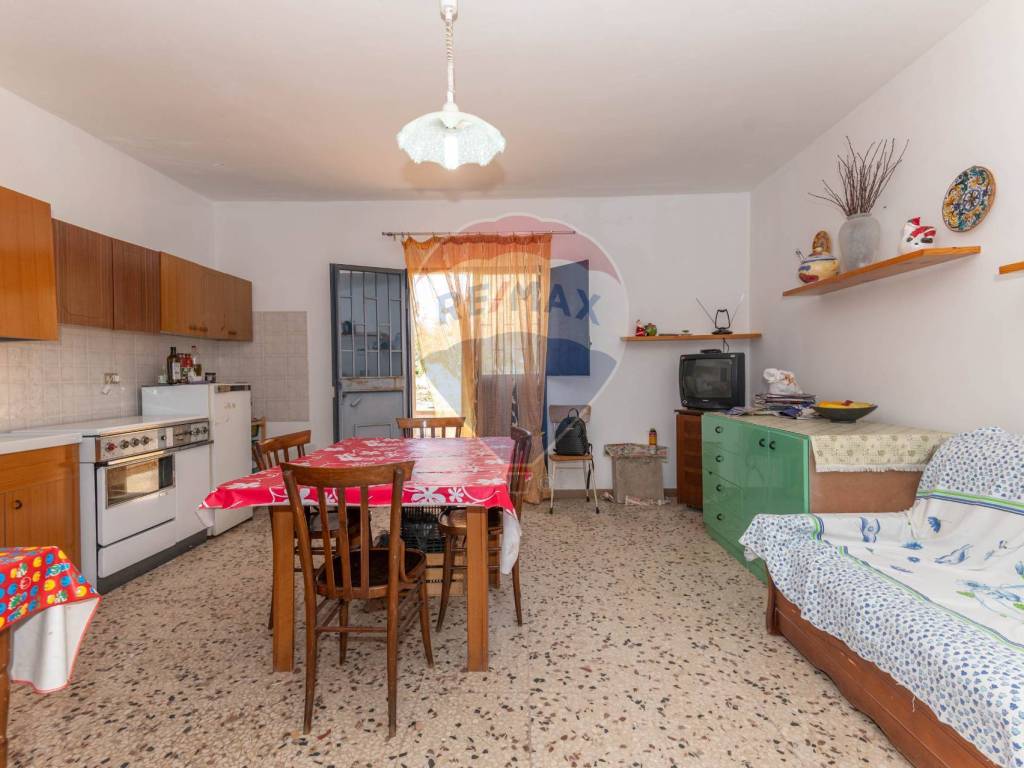 casa indipendente in vendita a Caltagirone