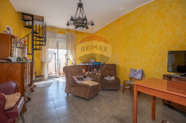 casa semindipendente in vendita a Caltagirone