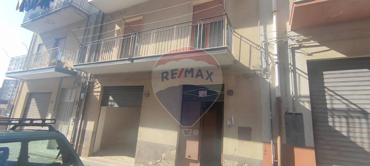 casa indipendente in vendita a Caltagirone