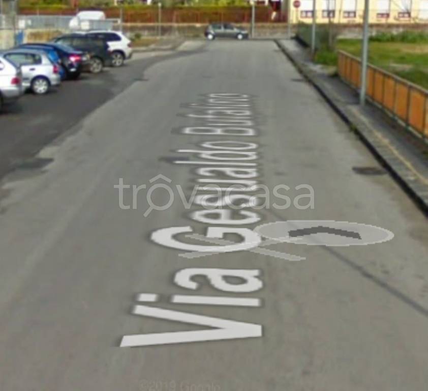 locale commerciale in vendita a Caltagirone