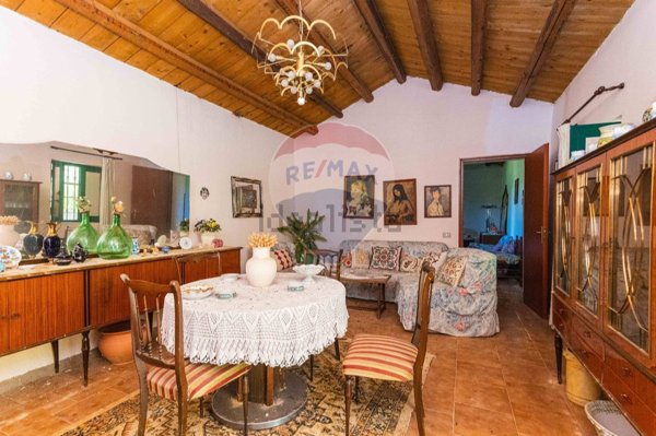 casa indipendente in vendita a Caltagirone in zona Santo Pietro