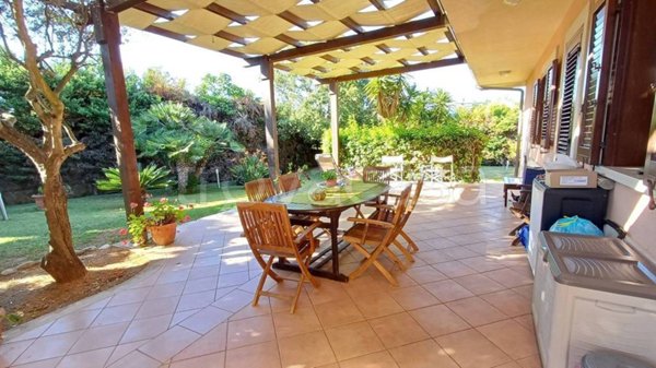 casa indipendente in vendita a Caltagirone
