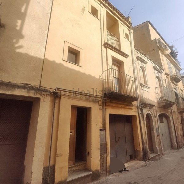 appartamento in vendita a Caltagirone