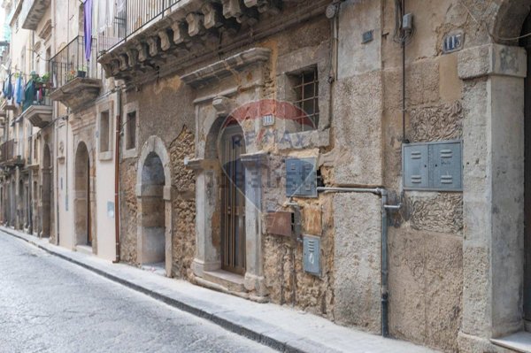 appartamento in vendita a Caltagirone in zona Signore del Soccorso