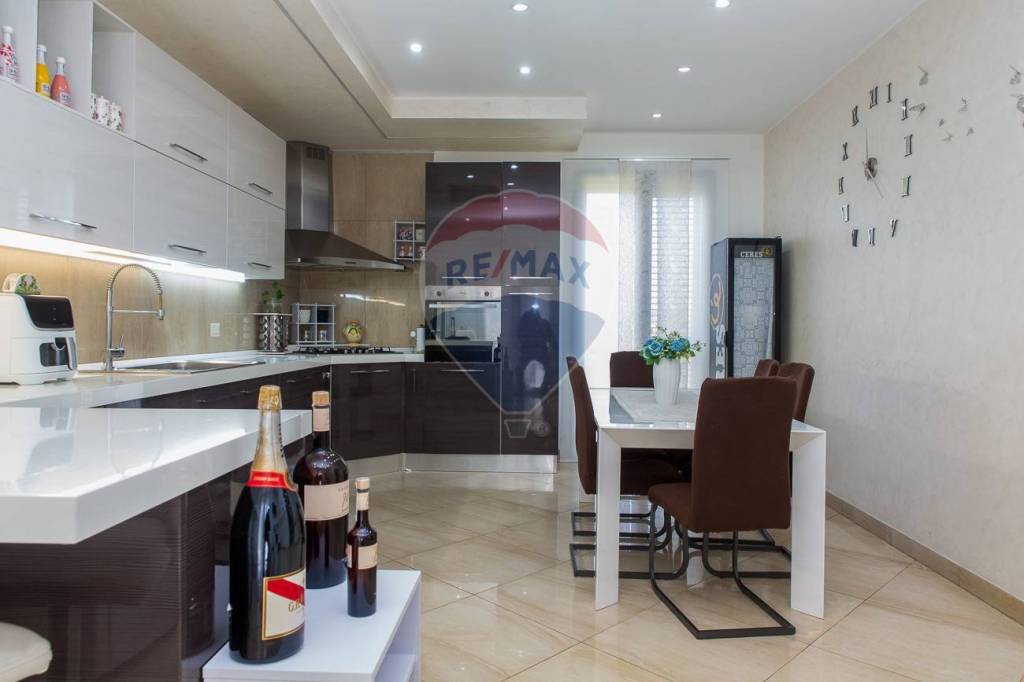 casa indipendente in vendita a Caltagirone