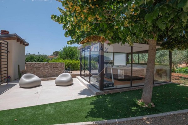 casa indipendente in vendita a Caltagirone in zona Santo Pietro