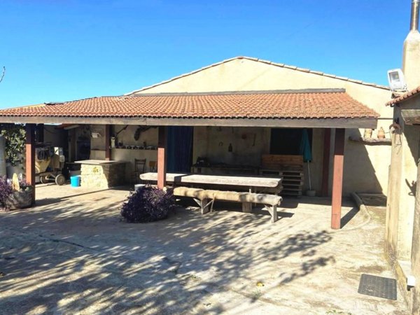 casa indipendente in vendita a Caltagirone in zona Piano San Paolo