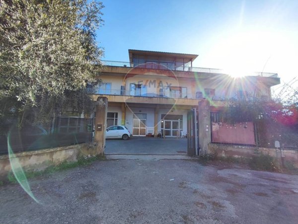 casa indipendente in vendita a Caltagirone