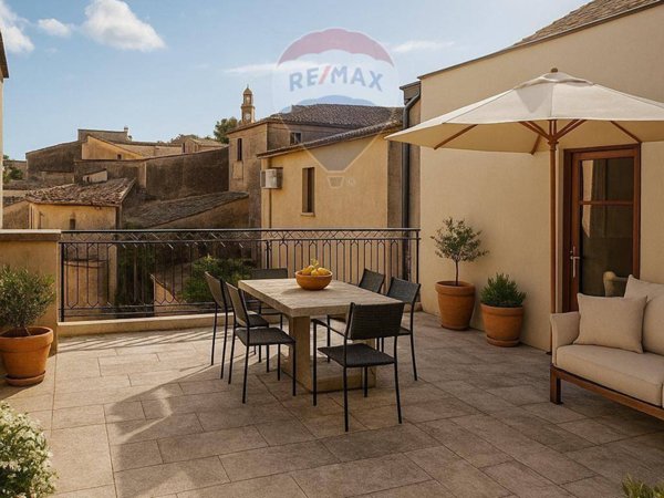casa indipendente in vendita a Caltagirone