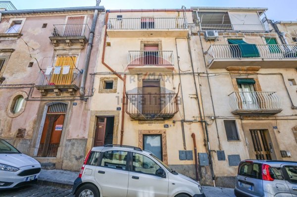 appartamento in vendita a Caltagirone in zona Signore del Soccorso