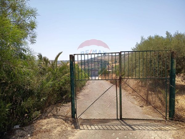 casa indipendente in vendita a Caltagirone
