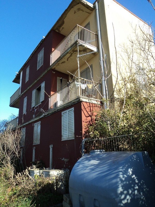 casa indipendente in vendita a Caltagirone in zona Signore del Soccorso