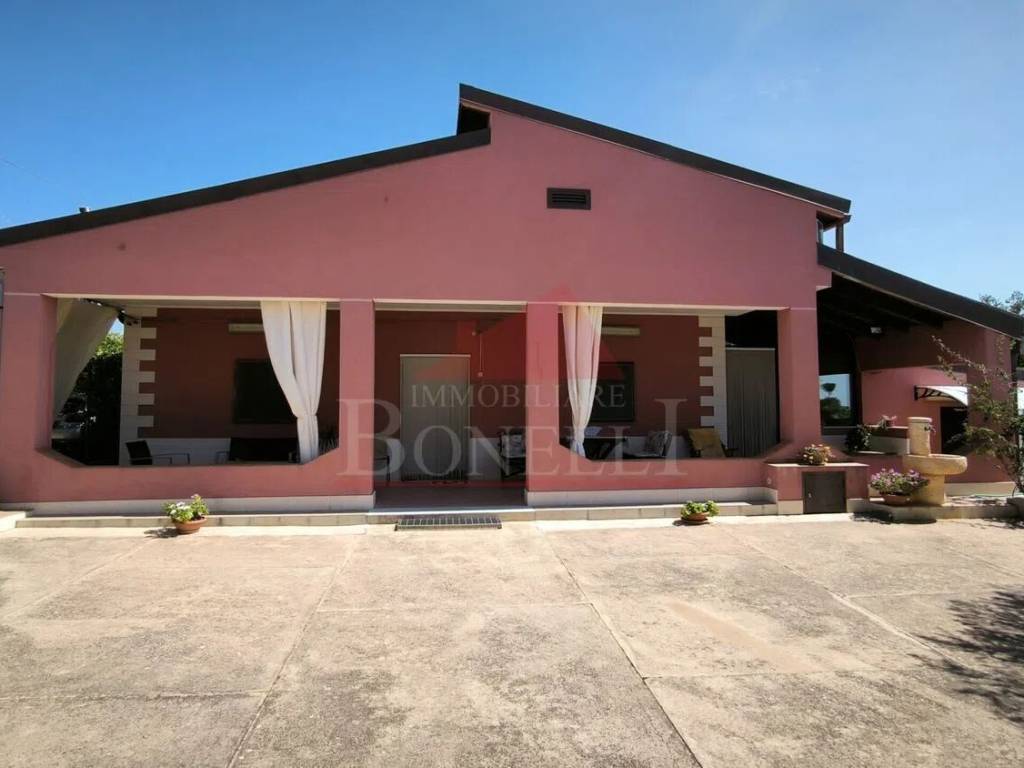 casa indipendente in vendita a Caltagirone