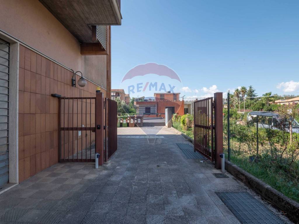 negozio in vendita a Caltagirone