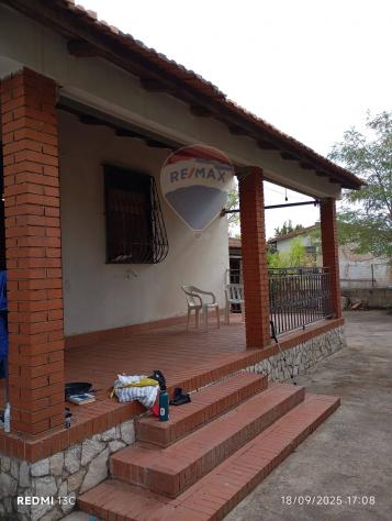casa indipendente in vendita a Caltagirone in zona Santo Pietro