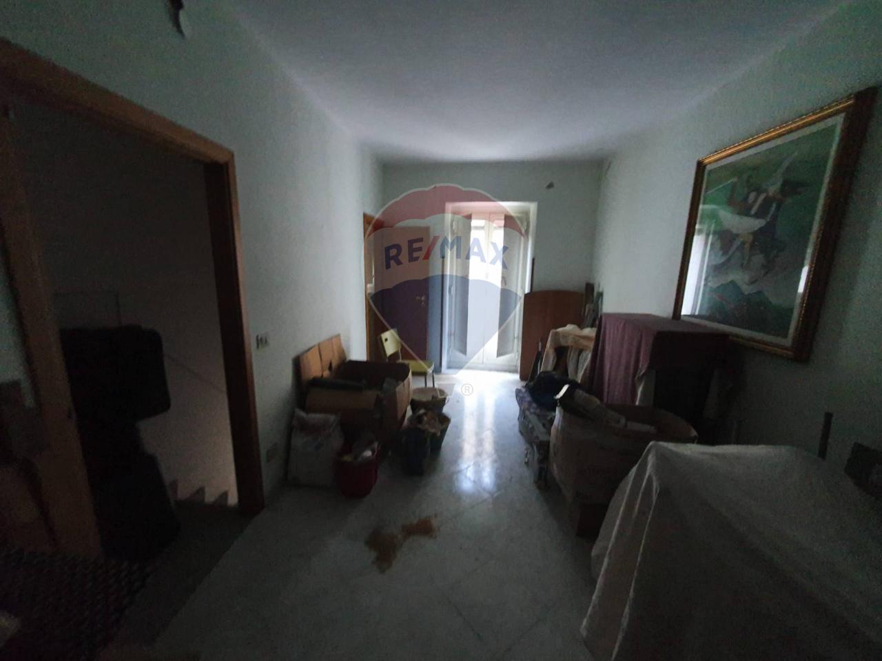 casa indipendente in vendita a Caltagirone